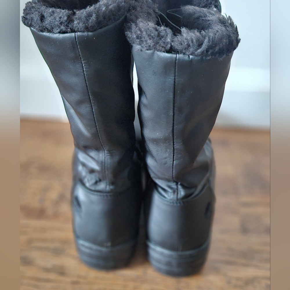 Totes Fur Lined Boots, Women's Size 7 - Picture 3 of 10